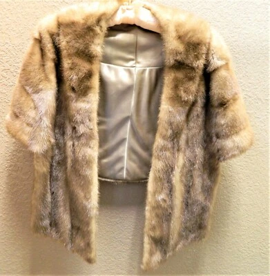 Vintage Blonde Mink Stole / Shawl. Hidden Pockets  60’s. One Size - Image 1 of 4