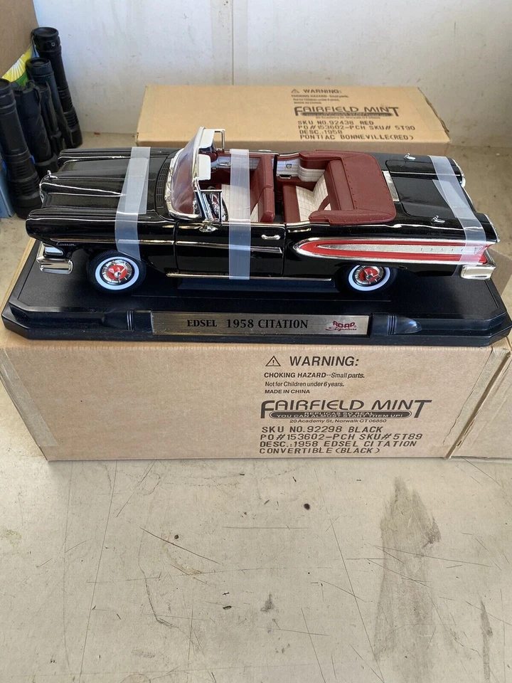 Fairfield Mint diecast 1:18 1958 Edsel Citation convertible, Black - Image 1 of 1