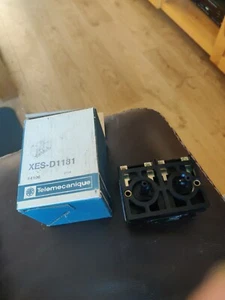 Telemecanique XES D1181, Federrückstellung Doppelkontaktblock Single Speed C/O - Bild 1 von 7