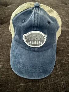 Twilight Saga Trucker Hat Forks Washington Vampire Edward Cullen Bella Swan - Picture 1 of 7