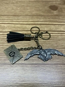 Harry Potter Hedwig Hogwarts Owl Post Letter Keychain Backpack Clip Metal Tassel - Picture 1 of 5