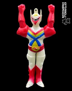 Vintage 70s Nakajima Tekkaman Pendant - Bullmark Kaiju Sofubi 4in - Picture 1 of 5