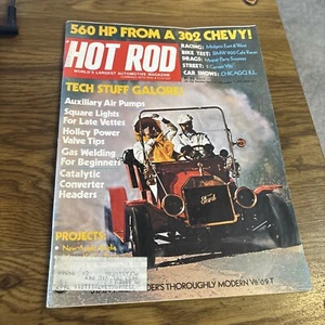 Hot Rod Magazine 1975 March, 560 HP from a 302 Chevy, Tech Stuff Galore! - Foto 1 di 7