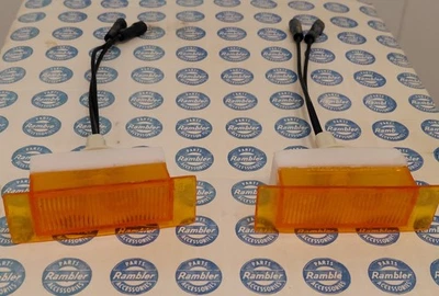 AMC 1968-1969 NUEVO PAR DE MONTAJE DE LÁMPARA MARCADORA LATERAL Foto 1 de 4