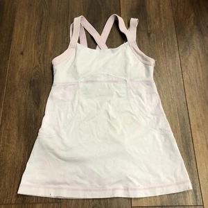 Lululemon Chaturanga Tank Top Sz 6 Strappy Light Purple Zipper Pocket Shelf Bra - Picture 1 of 7