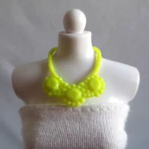 NEW Barbie Fashionista Doll Yellow Necklace Jewelry Accessory - Picture 1 of 2
