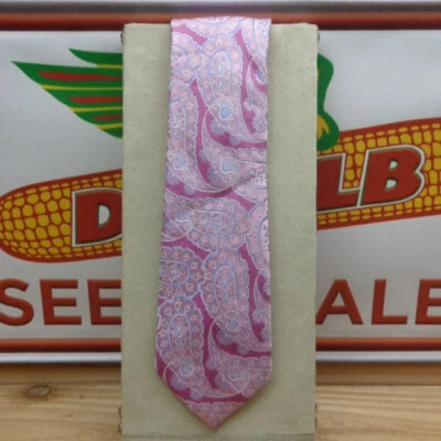 SADDLEBRED "Tie" Foto 1 de 2