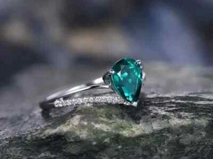 1.45 Ct Pear Cut Stunning Natural Emerald & Diamond Ring 14K White Gold Solid - Picture 1 of 8