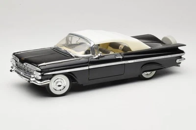 92119 Chevrolet Impala Black Road Signature 1:18 - Image 1 of 4