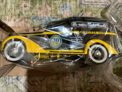 1:28  1936 Dodge Panel Delivery Classic Motorbooks Die-Cast Bank Scale #74030 - Image 1 of 2