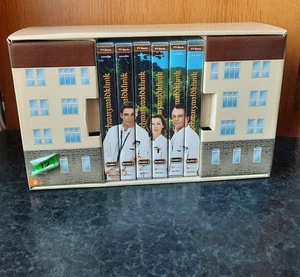 Die Schwarzwaldklinik - Komplettbox Haus (70 Folgen, 6 Staffeln, 24 DVDs, ZDF) - Bild 1 von 6