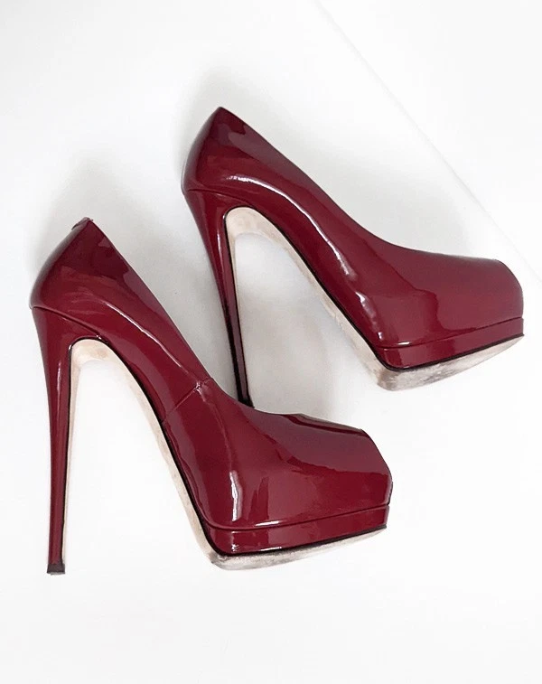 GIUSEPPE ZANOTTI Rojo Charol Cielo Tacones Altos Suela Stiletto Hecho en Italia  Foto 1 de 4