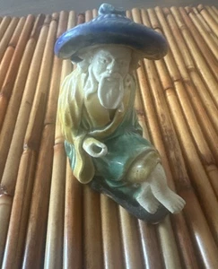 Vintage chinesische Mudman Figur 4 Zoll groß sehr kleiner Chip auf Bart - Bild 1 von 8