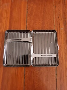 Women Slim Cigarette Case Metal Holder Tobacco Storage Pockets Xmas Gift Rollies - Picture 1 of 3