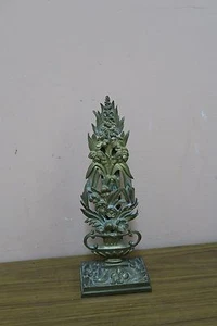VINTAGE N.B. GILT CAST BRONZE IRON VICTORIAN ORNATE ENVELOPE HOLDER ROCOCO 9" - Picture 1 of 7