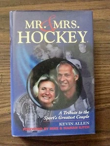 GORDIE HOWE LIBRO FIRMATO #'d CERT MR. & MRS. HOCKEY UN OMAGGIO HOCKEY AUTOGRAFO - Foto 1 di 12