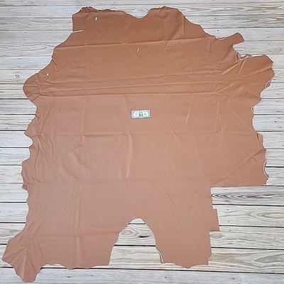 Remanente de tapicería de cuero marrón parcial de piel de vaca de alta calidad L55 Foto 1 de 4