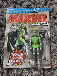 Vintage 1993 Dr. Doom Power Driven Weapons Marvel Comics Superhero Toy Biz SOC - Picture 1 of 2