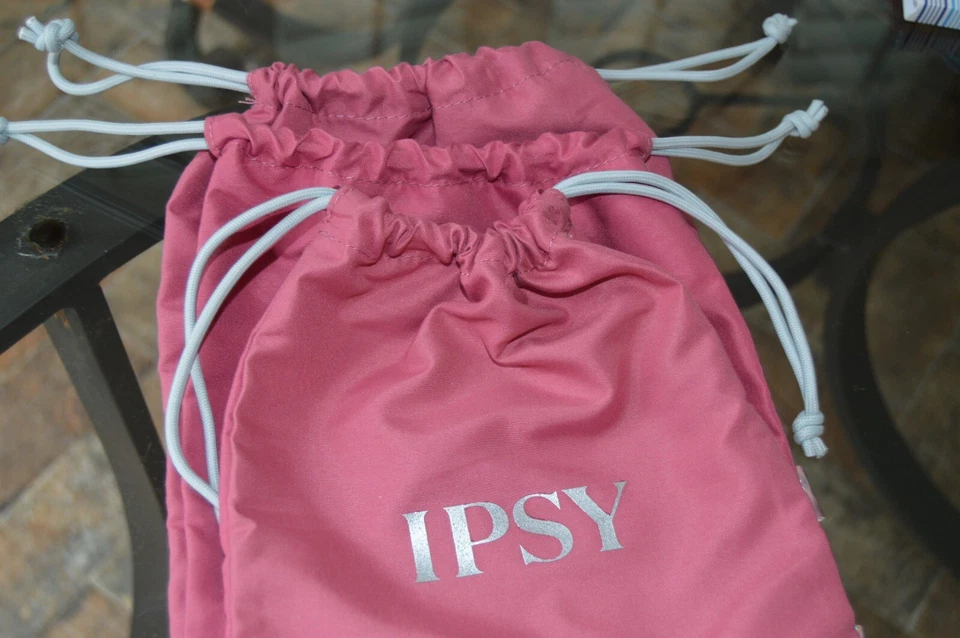 3x  Light Pink Drawstring Makeup Bags for Larger items (No Products Bags only) - Image 1 of 1
