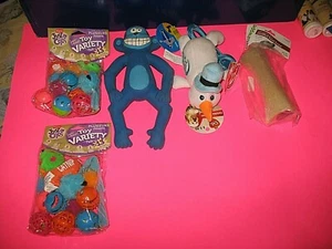 Hartz Just For Cats Kitty Frenzy 13 Cat Toys(2 PACKS) Dog Toys, Stuffed Beef - Picture 1 of 7