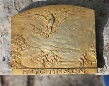 ancienne médaille en bronze offert par le pneu hutchinson ( signé r. brangier )