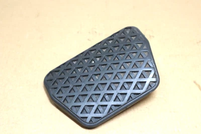 06-13 Pastilla de pedal de freno de goma BMW 650i E92 E90 E91 E93 1160421 OEM Foto 1 de 4