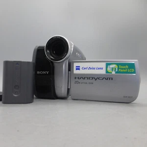 Sony Handycam DCR-HC27E Handheld MiniDV Camcorder Silver Tested - Picture 1 of 8