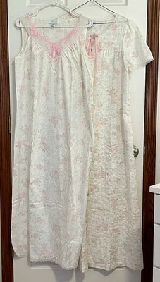 De Colección Wolverine Blanco y Rosa Floral Camisón y Abrigo Bata Mezcla de Poli Conjunto Med Foto 1 de 4