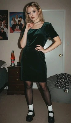 My Michelle Green Velvet Dress Juniors 7/8 90s Y2k Whimsigoth Grunge - Image 1 of 4