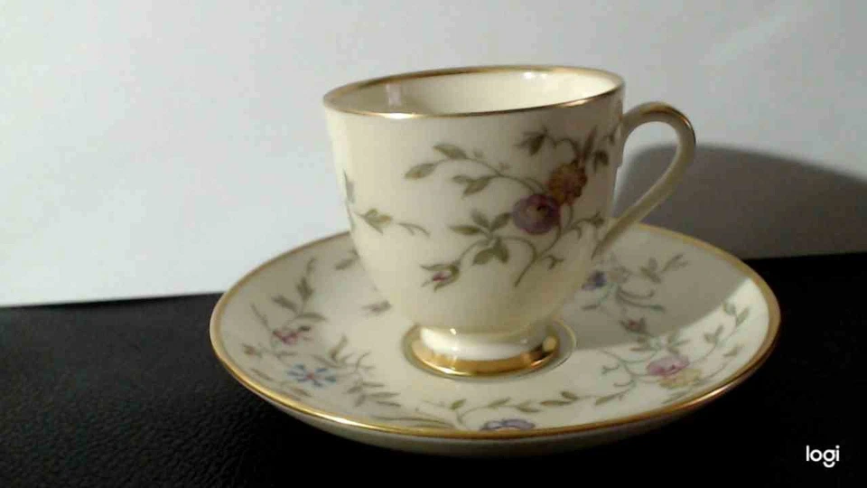 Mokkatasse  Fürstenberg Fürstin 654  Gräfin 01695 Blüten - Bild 1 von 4