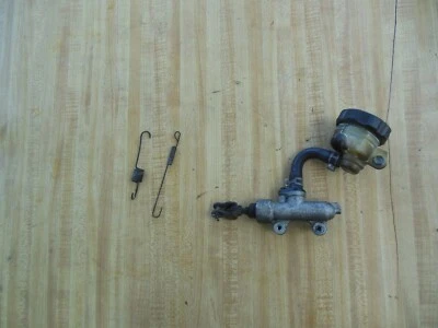 Cilindro maestro trasero Suzuki GSX600-F Katana 1998-2006 con depósito  Foto 1 de 4