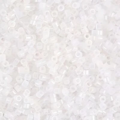 Miyuki Delica grânulos de semente tamanho 11/0 opala branca DB220 tubo de 7,2 gramas - Imagem 1 de 3