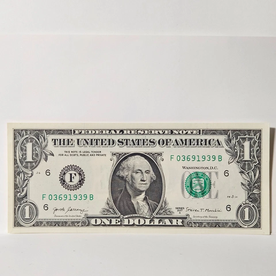 $1 Birthday Note One Dollar Bill F03691939B Uncirculated ( Trailing Year 1939 ) - Image 1 of 1