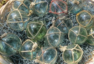 Japanese Glass Fishing FLOATS 2-2.5" Netted LOT-10 Net Buoy Balls Antiques - Picture 1 of 12