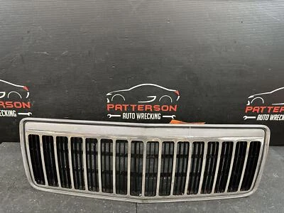 REJILLA PARRILLA CROMADA DELANTERA GRAND MARQUIS 88-91 Foto 1 de 4