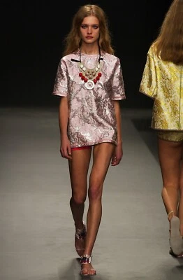 Camiseta túnica Prada Vintage Archive primavera 2003 rosa plata seda brocado 40 Foto 1 de 4