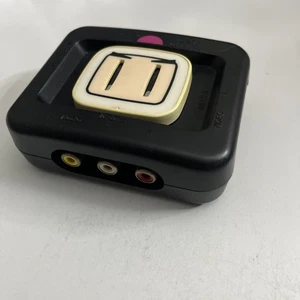 Official Genuine Bomberman 1:3 Audio Video AV Selector Composite RCA HC-738 1997 - Picture 1 of 7