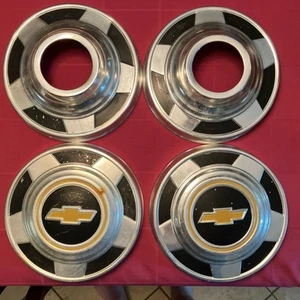 1973-1987 Chevy K10 K5 Blazer 1/2 Ton Truck 10.5" Dog Dish Hubcaps OEM 4x4 4WD - Picture 1 of 11