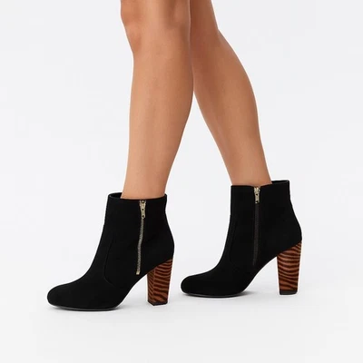 Botín Guess Negro Terciopelo Estampado Animal Pelo de Pelo de Poni Tacón Talla 8 Botines GGEMIT Foto 1 de 4