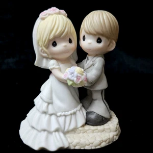 Precious Moments "Zwei Leben, eine Liebe" Braut Bräutigam Hochzeit Tortenaufleger Neu - Bild 1 von 15