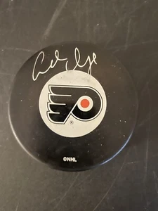 Philadelphia Flyer Signed Autographed Puck - Picture 1 of 2