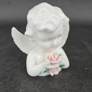 Vintage weißer Engel Cherub Porzellan Statue Sammyro oxidiert mit rosa Rosen Japan - Bild 1 von 10