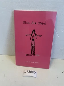 Girls Are Weird by Pam Gaslow (2000, Trade Paperback) - Foto 1 di 12