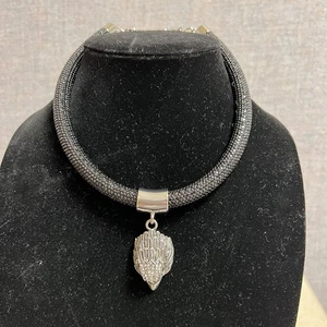 Kurt Geiger London schimmerndes Netz Seil Adler Kragen Halskette Neu mit Etikett - Bild 1 von 12