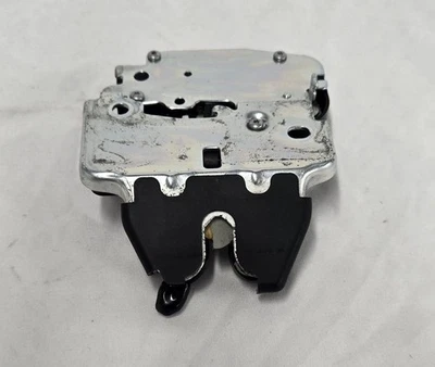 2016 Nissan Altima Rear Trunk Lid Latch Lock Actuator Assembly OEM - Image 1 of 4