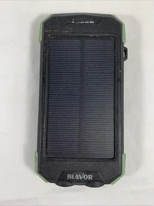 Blavor Solar Charger Power Bank Model PN-W05 Green ***PARTS ONLY****** - Picture 1 of 7