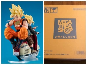 Dragon Ball Z Escritorio Real McCoy EX Super Saiyan Son Goku & Son Gohan y Bicicleta - Imagen 1 de 14