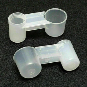 20 pz/set tazza bottiglia d'acqua alimentatore per uccellini in plastica per pollo piccione - Foto 1 di 9