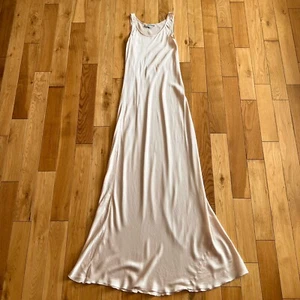 Jane Booke Vintage hellrosa 100 % Seide Maxi Schlupfkleid Größe Small - Bild 1 von 8