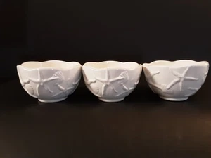 Blue Sky Seashell Menagerie Bowls With Embossed Seashells Soup Ice Cream 6” - Picture 1 of 6